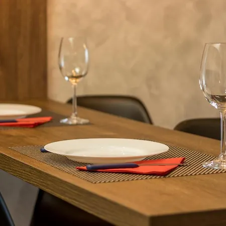 Modern Downtown Apartment Cluj-Napoca